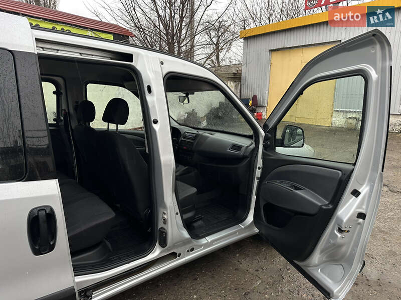 Мінівен Fiat Doblo 2011 в Миколаєві фото 28 Мінівен Fiat Doblo 2011 в Миколаєві