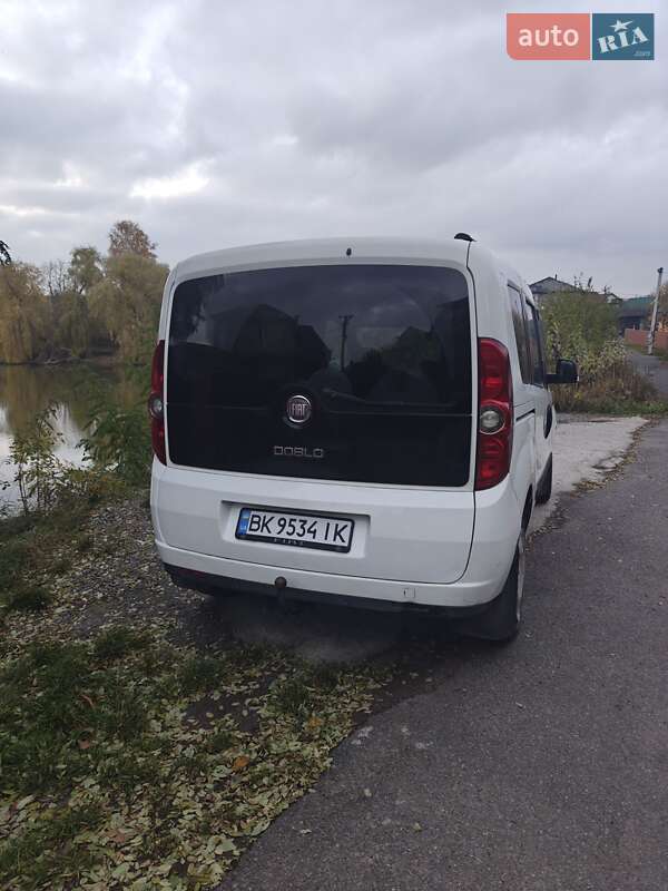 Мінівен Fiat Doblo 2011 в Вінниці