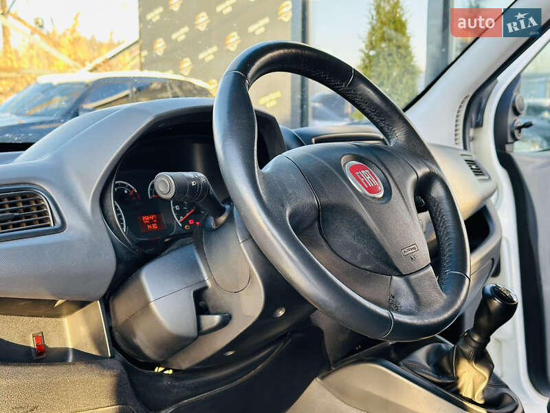 Грузовой фургон Fiat Doblo 2012 в Харькове