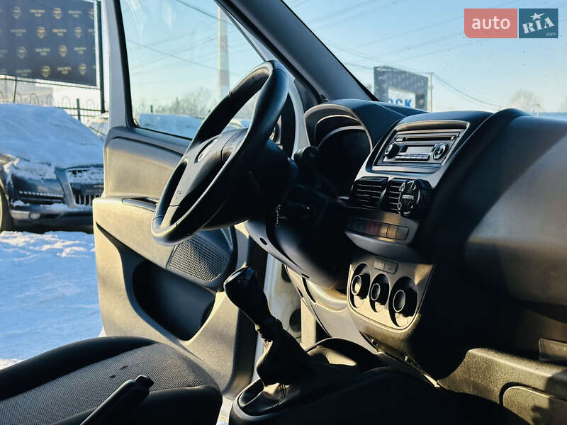 Грузовой фургон Fiat Doblo 2012 в Харькове