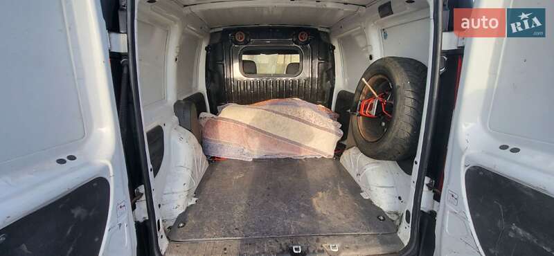 Грузовой фургон Fiat Doblo 2013 в Николаеве фото 8 Грузовой фургон Fiat Doblo 2013 в Николаеве