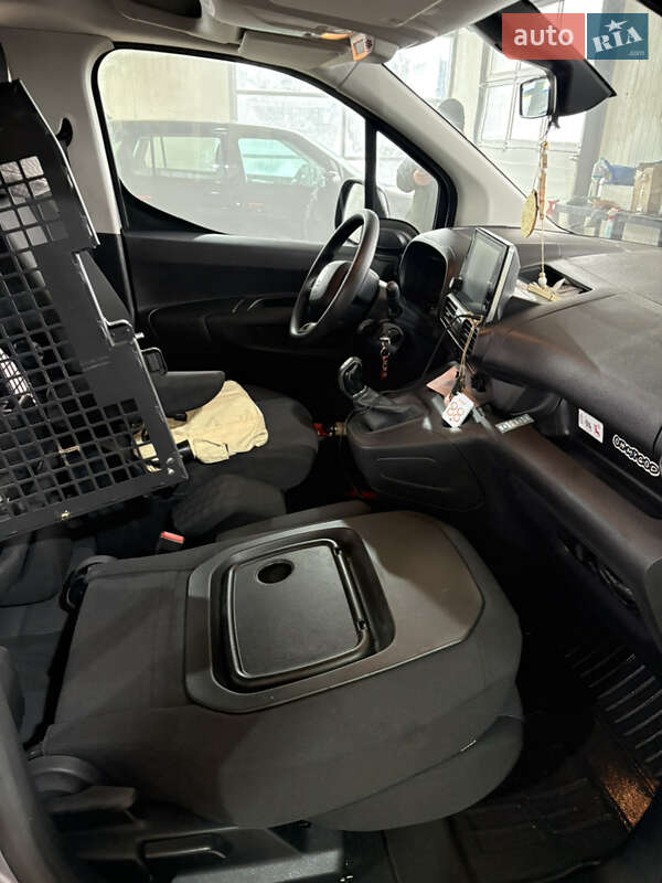 Грузопассажирский фургон Fiat Doblo 2024 в Львове фото 17 Грузопассажирский фургон Fiat Doblo 2024 в Львове