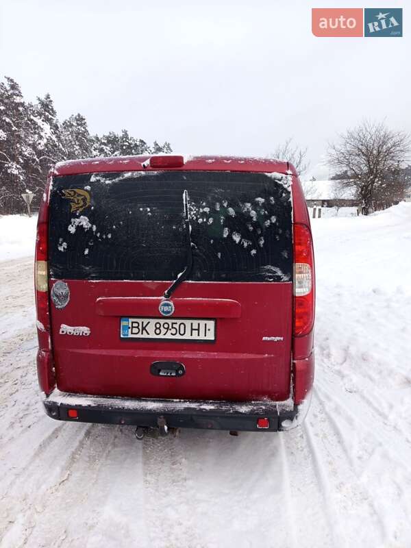 Минивэн Fiat Doblo 2006 в Дубно