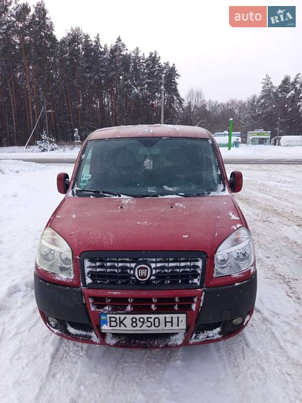 Минивэн Fiat Doblo 2006 в Дубно