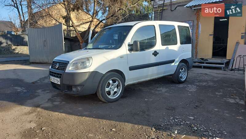 Минивэн Fiat Doblo 2007 в Луцке