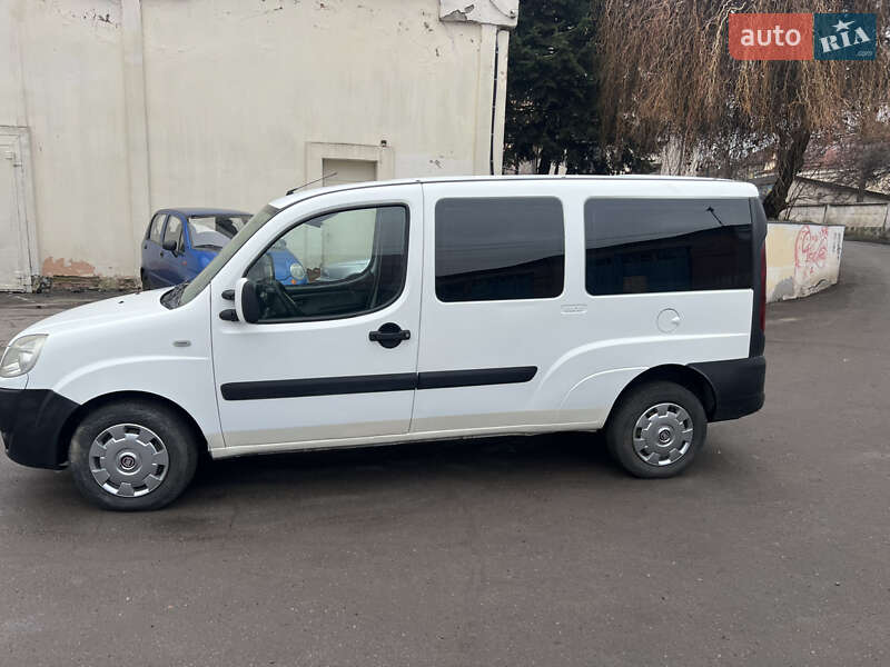 Минивэн Fiat Doblo 2010 в Полтаве фото 17 Минивэн Fiat Doblo 2010 в Полтаве
