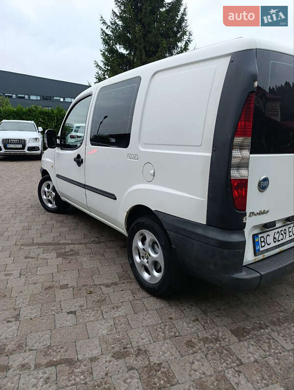 Минивэн Fiat Doblo 2004 в Львове