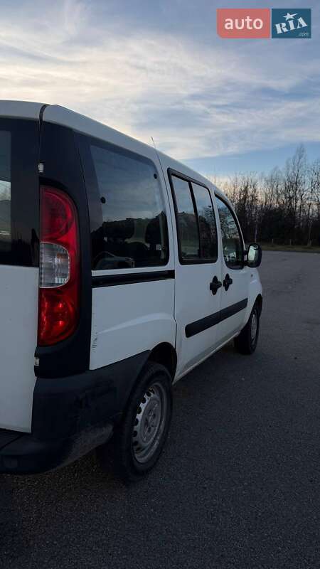 Минивэн Fiat Doblo 2008 в Львове