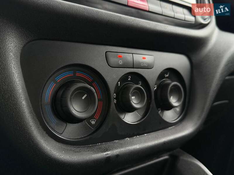 Минивэн Fiat Doblo 2019 в Киеве фото 19 Минивэн Fiat Doblo 2019 в Киеве