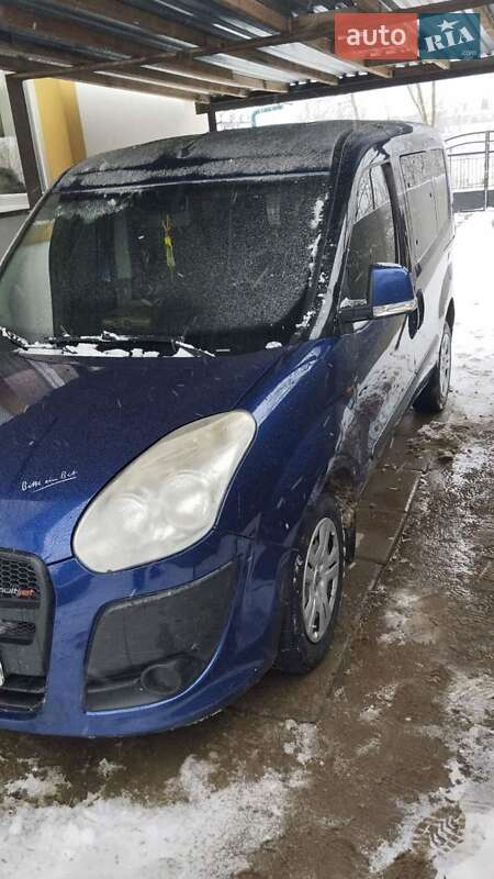 Минивэн Fiat Doblo 2011 в Львове фото 4 Минивэн Fiat Doblo 2011 в Львове