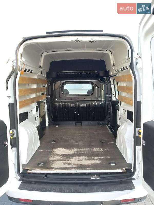 Грузовой фургон Fiat Doblo 2014 в Запорожье