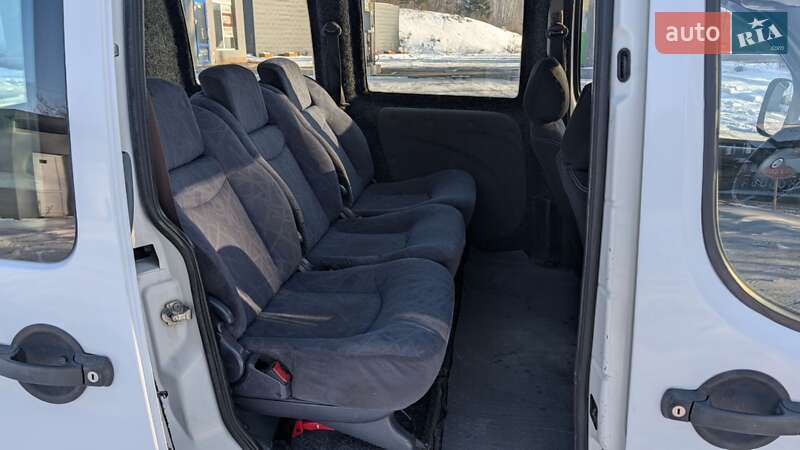 Минивэн Fiat Doblo 2007 в Косове фото 25 Минивэн Fiat Doblo 2007 в Косове