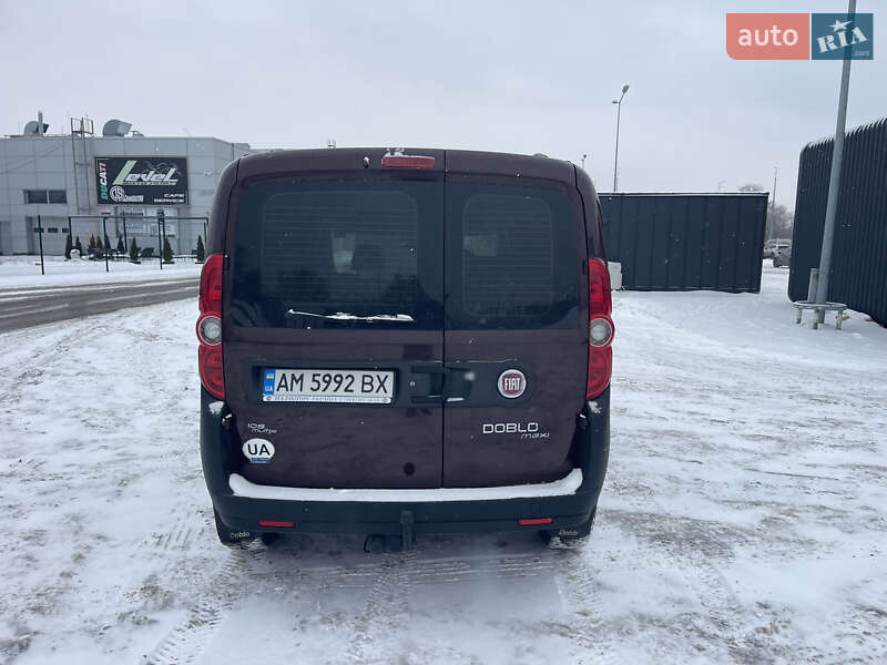 Минивэн Fiat Doblo 2012 в Киеве фото 5 Минивэн Fiat Doblo 2012 в Киеве