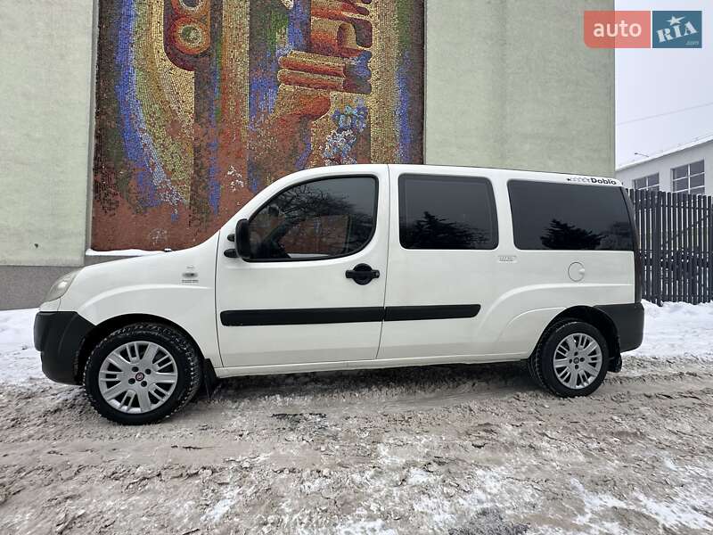 Мінівен Fiat Doblo 2006 в Рівному фото 5 Мінівен Fiat Doblo 2006 в Рівному