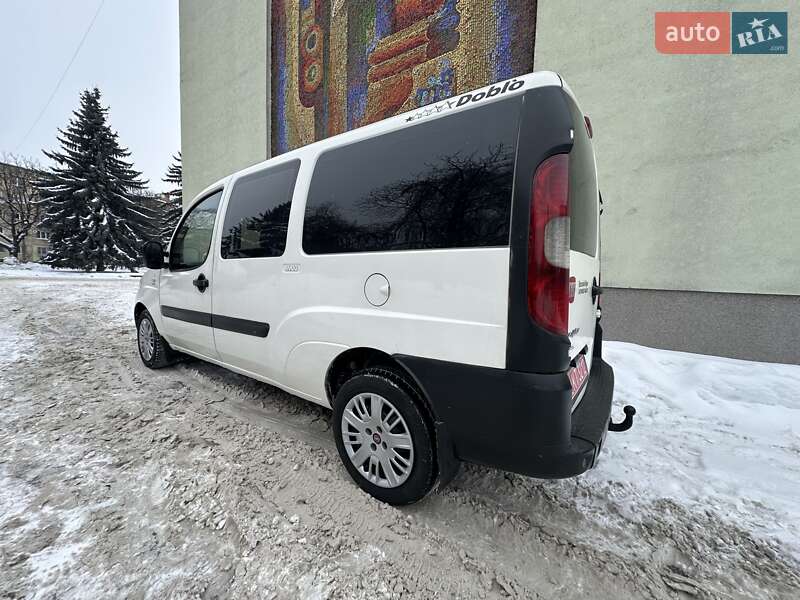 Мінівен Fiat Doblo 2006 в Рівному фото 32 Мінівен Fiat Doblo 2006 в Рівному