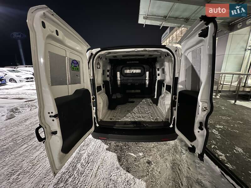 Грузовой фургон Fiat Doblo 2018 в Киеве