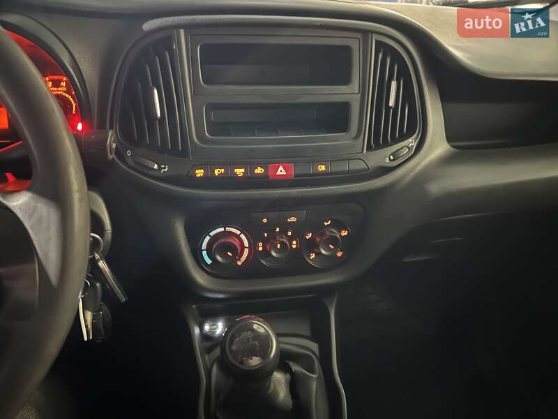 Грузовой фургон Fiat Doblo 2018 в Киеве