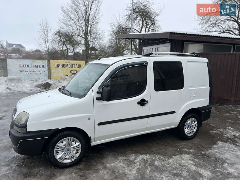 Минивэн Fiat Doblo 2002 в Львове