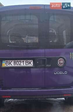 Минивэн Fiat Doblo 2010 в Здолбунове