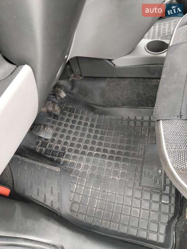 Минивэн Fiat Doblo 2008 в Киеве фото 11 Минивэн Fiat Doblo 2008 в Киеве