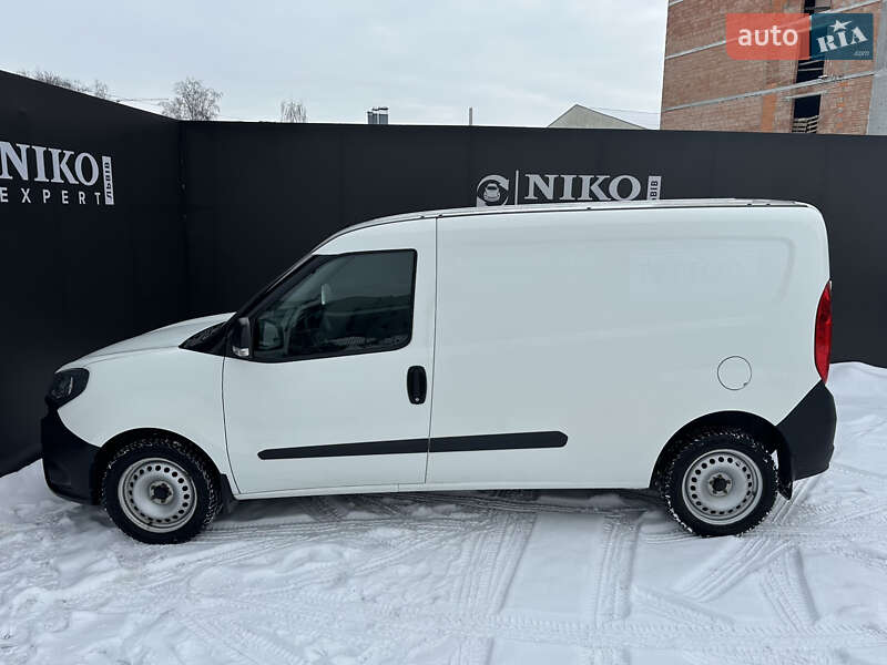 Вантажний фургон Fiat Doblo 2020 в Львові