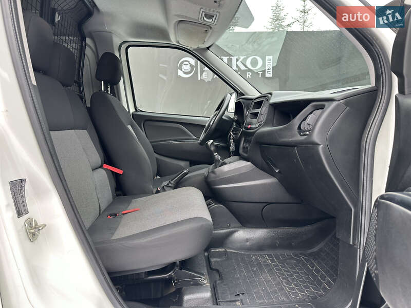 Вантажний фургон Fiat Doblo 2020 в Львові