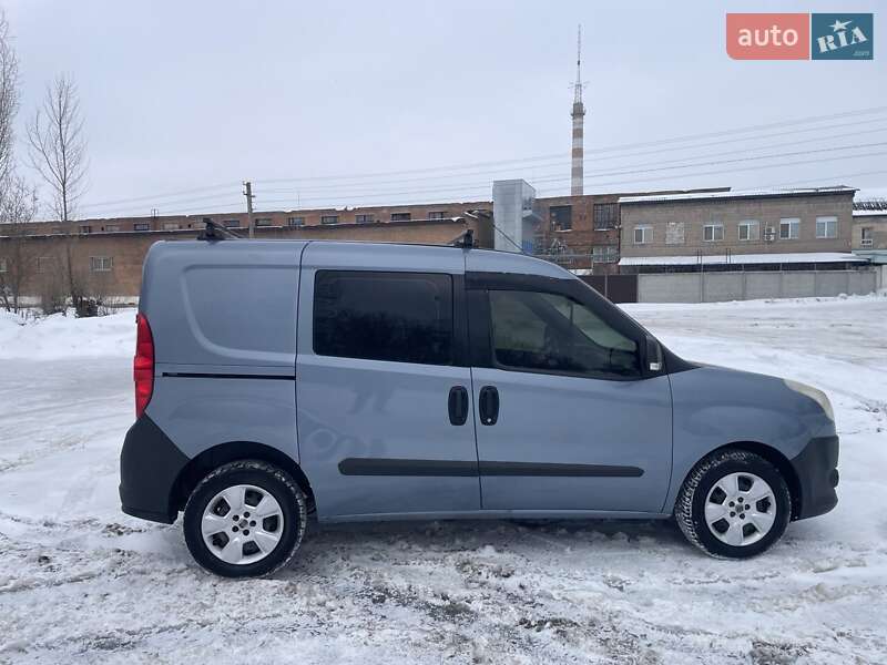 Минивэн Fiat Doblo 2011 в Бердичеве фото 2 Минивэн Fiat Doblo 2011 в Бердичеве