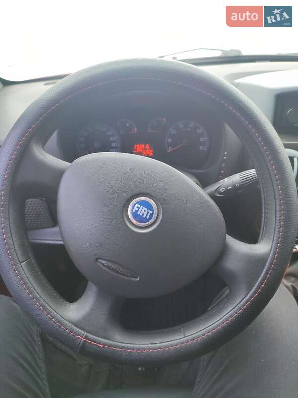 Минивэн Fiat Doblo 2005 в Хмельницком