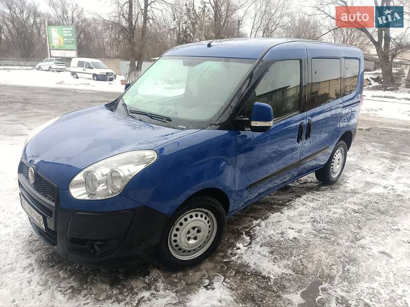 Fiat Doblo 2011