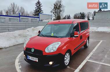Мінівен Fiat Doblo 2013 в Рівному