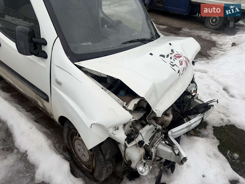 Вантажний фургон Fiat Doblo 2014 в Городку