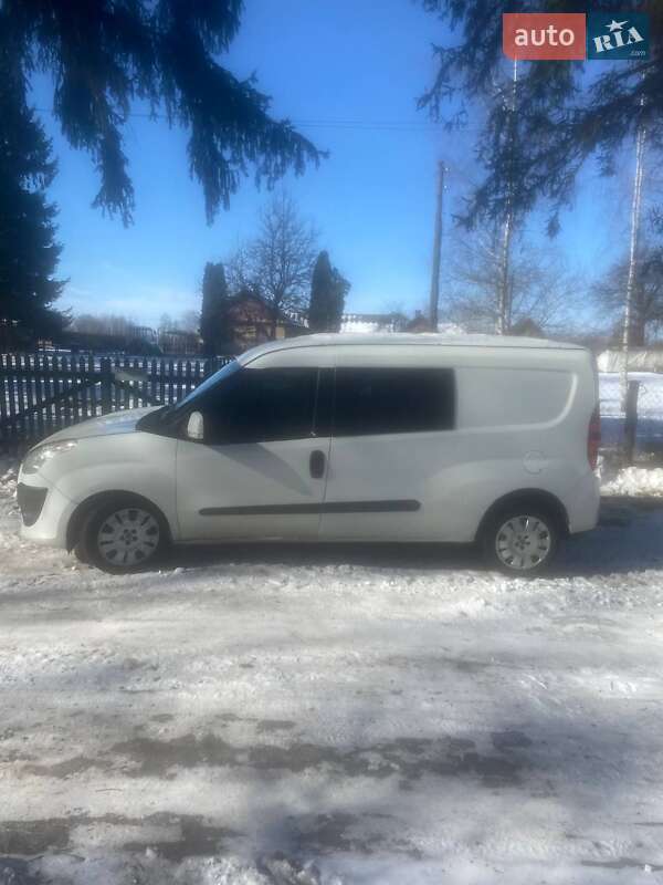 Грузопассажирский фургон Fiat Doblo 2012 в Луцке фото 7 Грузопассажирский фургон Fiat Doblo 2012 в Луцке