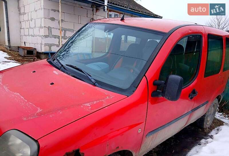 Минивэн Fiat Doblo 2004 в Городке