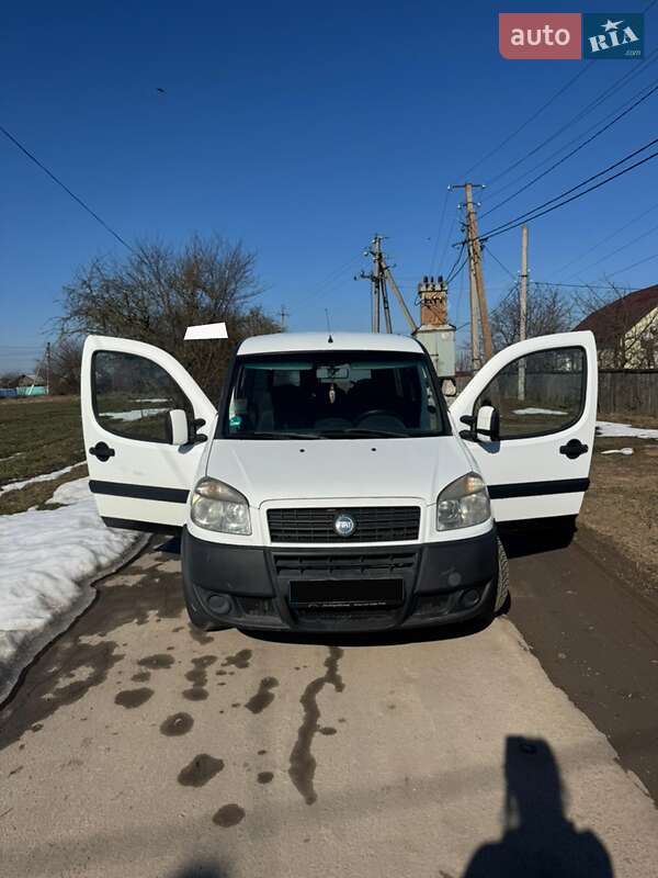 Минивэн Fiat Doblo 2006 в Красилове