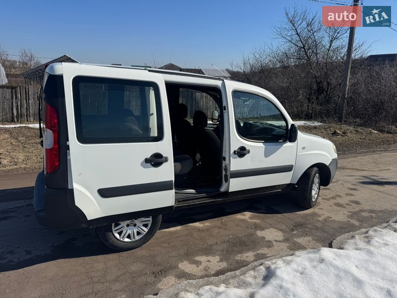 Минивэн Fiat Doblo 2006 в Красилове