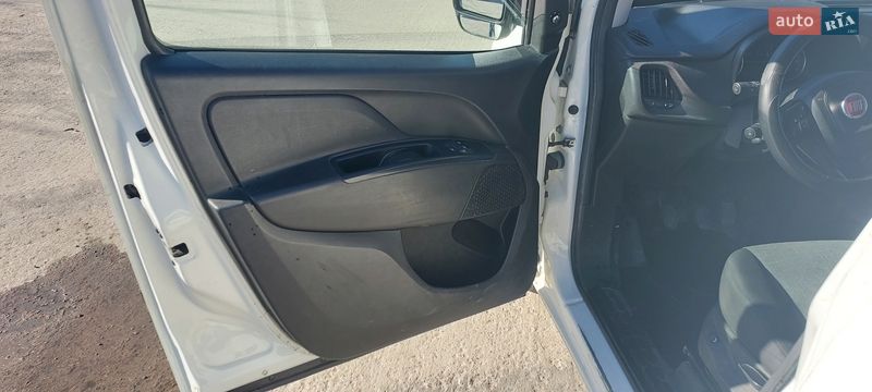 Вантажний фургон Fiat Doblo 2016 в Києві