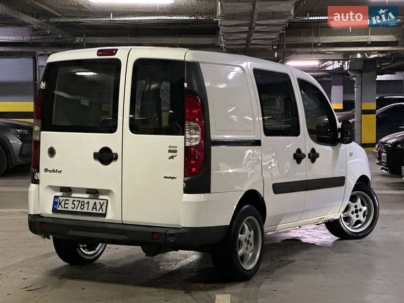 Минивэн Fiat Doblo 2008 в Днепре