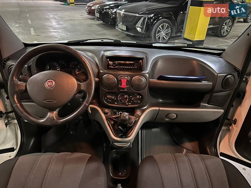 Минивэн Fiat Doblo 2008 в Днепре