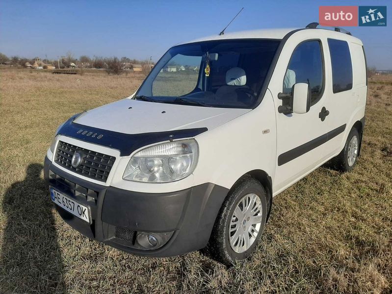 Минивэн Fiat Doblo 2008 в Запорожье