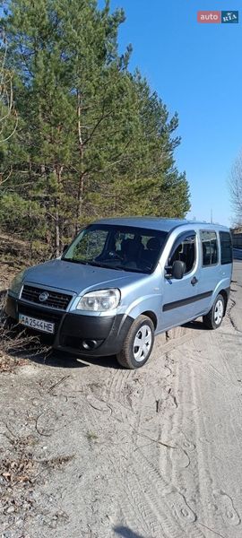 Минивэн Fiat Doblo 2007 в Киеве