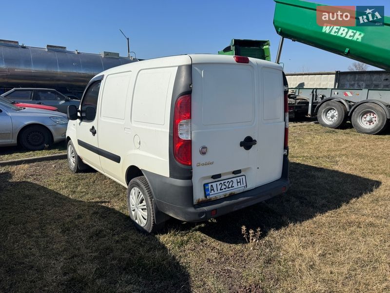 Грузовой фургон Fiat Doblo 2012 в Мироновке