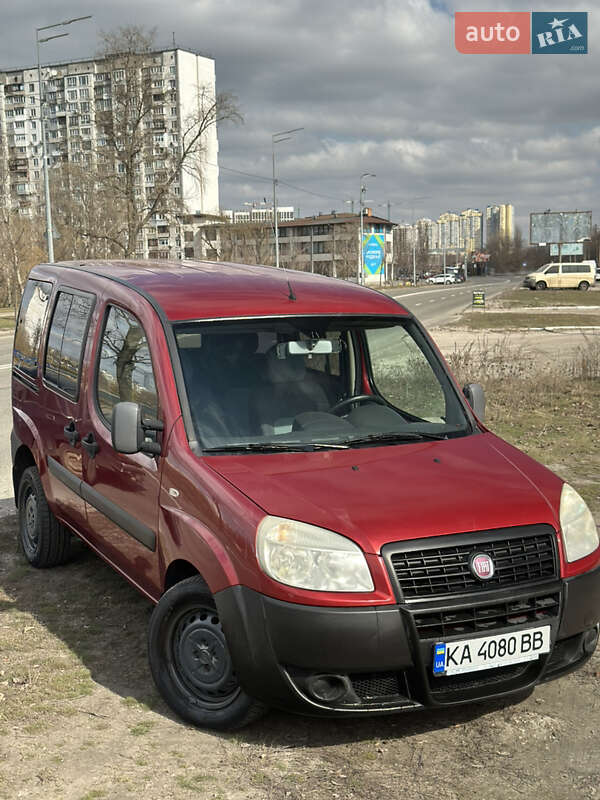 Fiat Doblo 2011