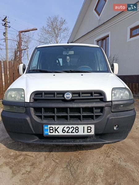 Fiat Doblo 2004