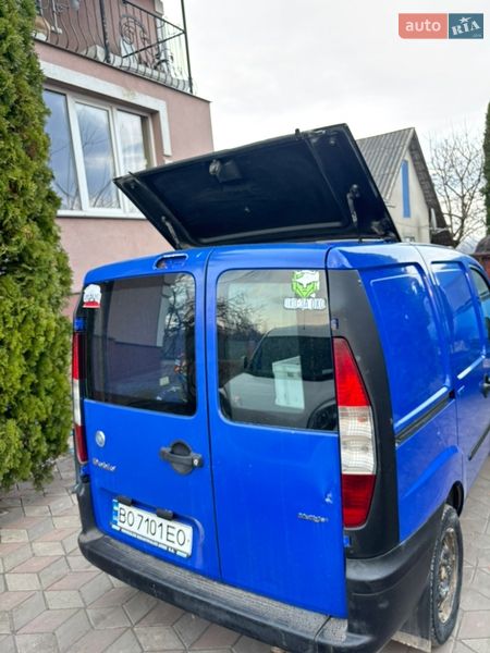 Вантажний фургон Fiat Doblo 2005 в Борщеві