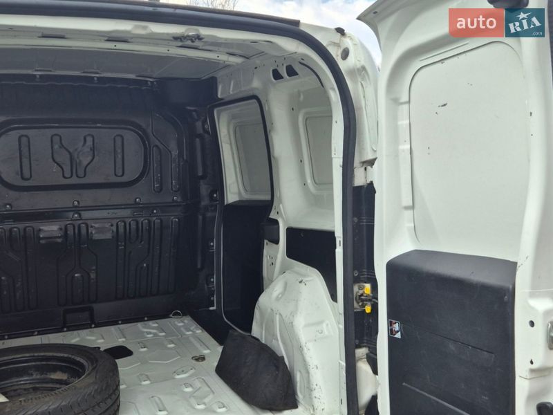 Вантажний фургон Fiat Doblo 2018 в Вінниці
