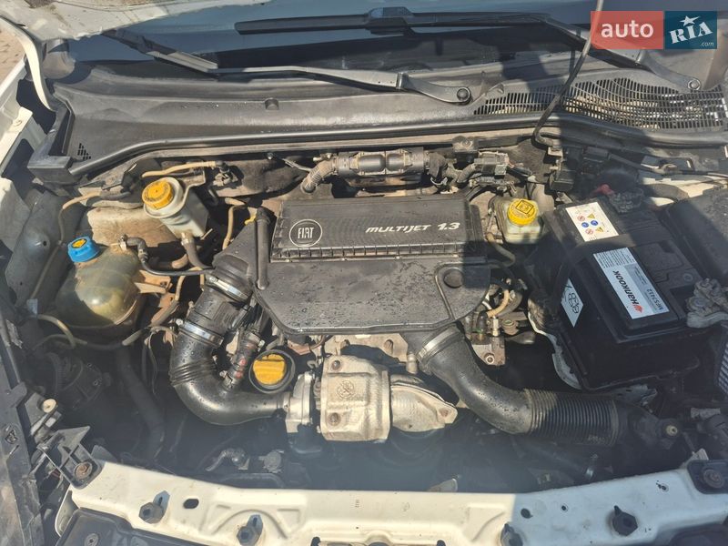 Грузовой фургон Fiat Doblo 2013 в Ивано-Франковске фото 24 Грузовой фургон Fiat Doblo 2013 в Ивано-Франковске