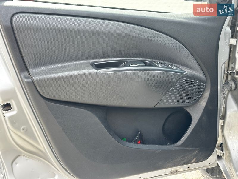 Минивэн Fiat Doblo 2011 в Львове