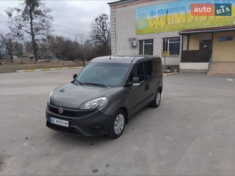 Минивэн Fiat Doblo 2016 в Киеве