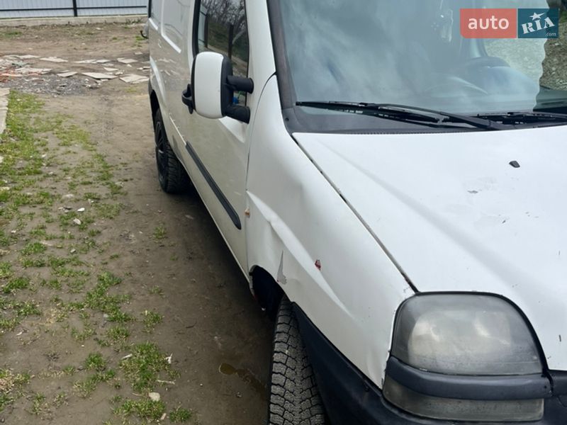 Грузовой фургон Fiat Doblo 2001 в Черновцах