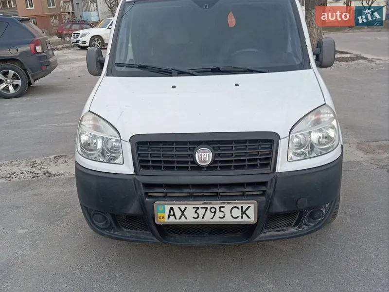 Fiat Doblo 2011